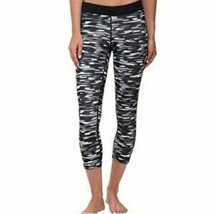 Nike Pro Athletic‎ Grey Camo Capri Leggings Size Large